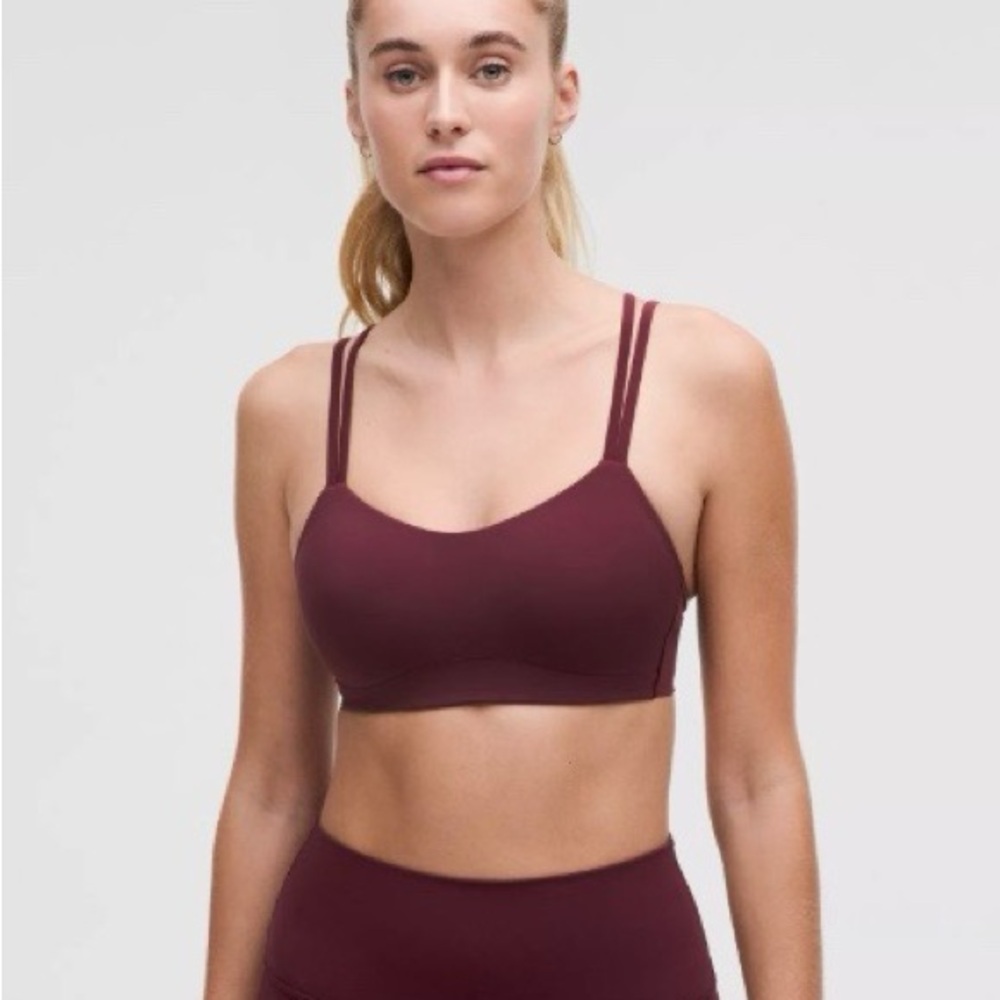 Lululemon like a cloud bra in red Merlot